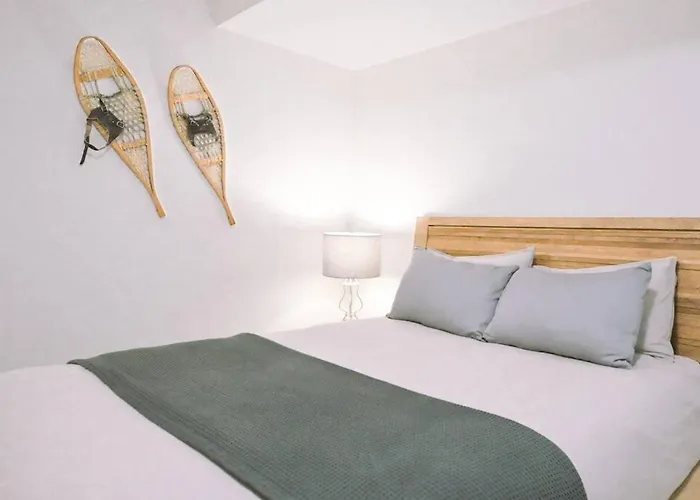 Oasis Getaway, Mins To Lake, King Bed, Dbl Garage